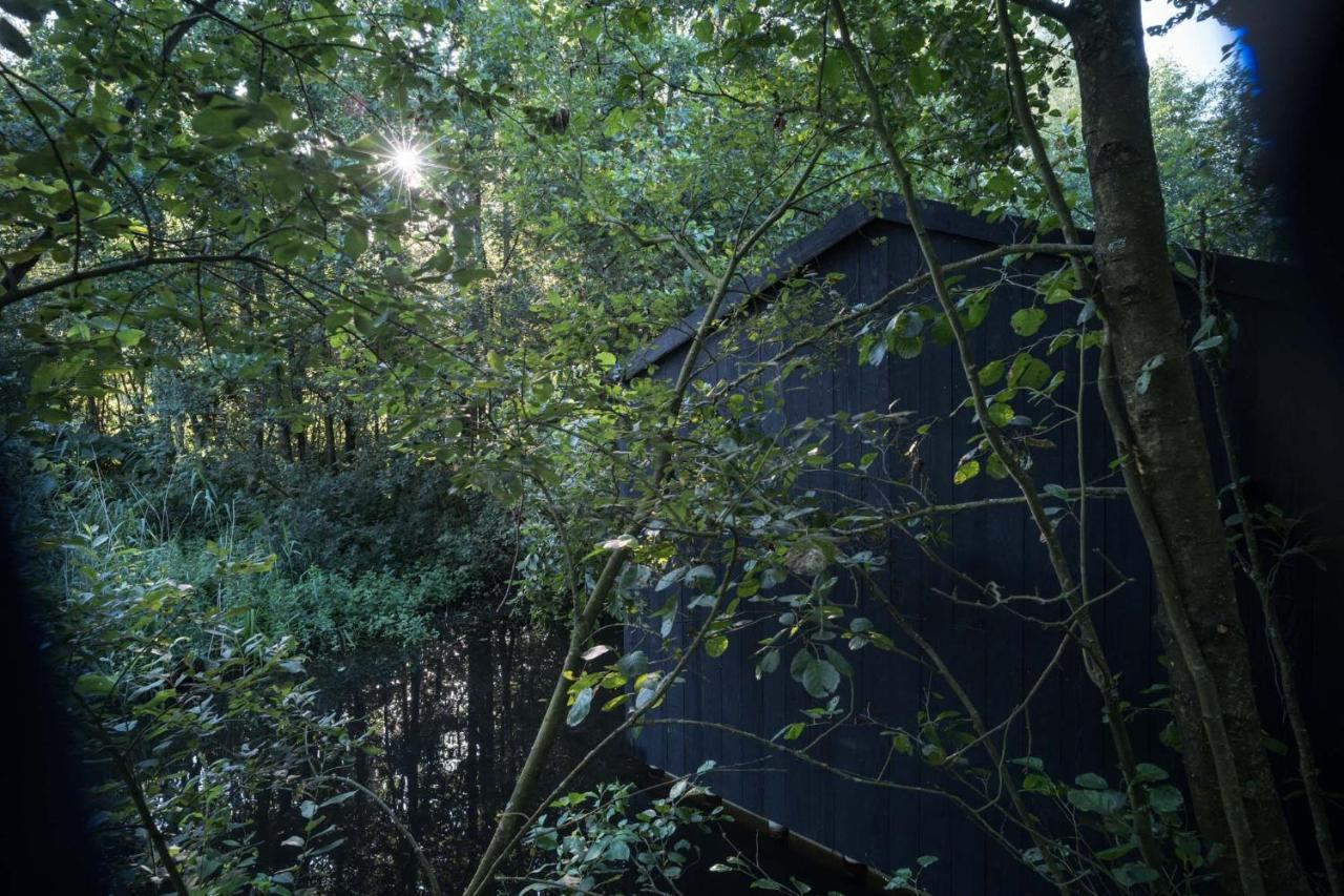 Ecolodge Le Bruit De L'Eau Saint-Quentin-en-Tourmont Exterior foto