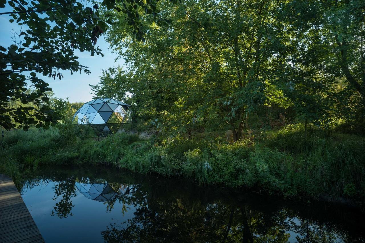 Ecolodge Le Bruit De L'Eau Saint-Quentin-en-Tourmont Exterior foto